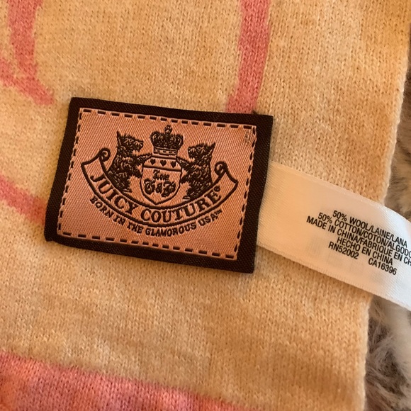 💕Light Pink and White Heart Juicy Couture Scarf💕 - Picture 3 of 3